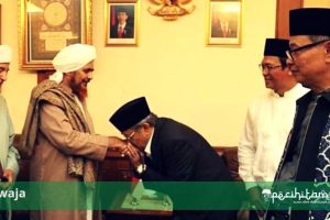 Dalil Tabarruk (Mengharap Berkah)